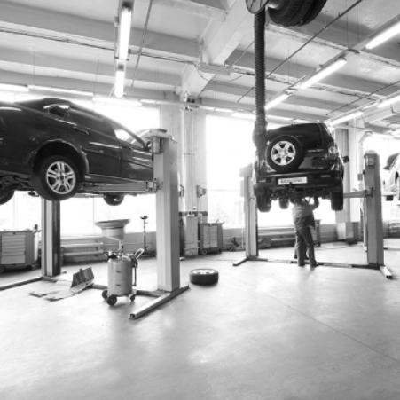 Quickjack vs traditional car hoists: Which one is right for your garage?